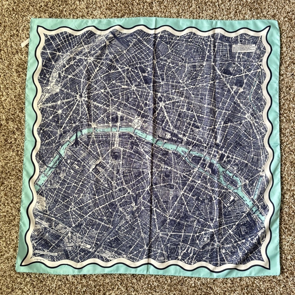Women's Paris France 100% Polyester Square Scarf 30" x 30" Travel Europe French